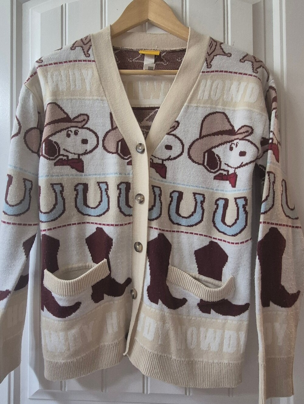 Womens Snoopy Peanuts Howdy Horseshoes Cardigan Sweater Size Small
